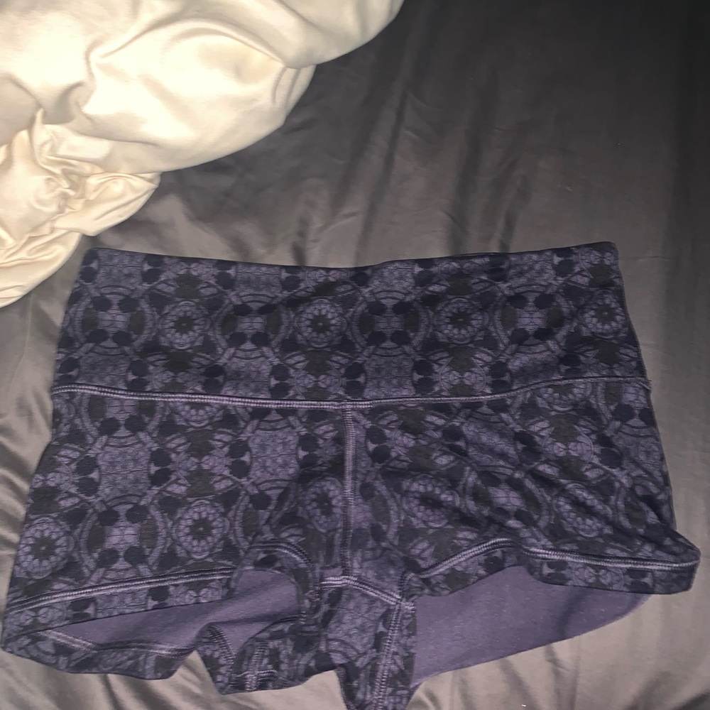 lulu lemon shorts